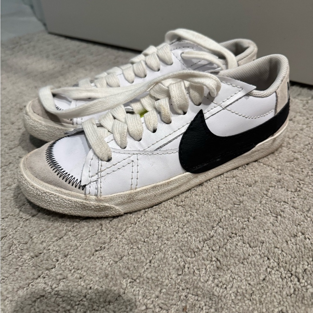 Womens Nike Blazer Low '77 Jumbo Swoosh White Sail Black DQ1470-101 Retro Shoe 9